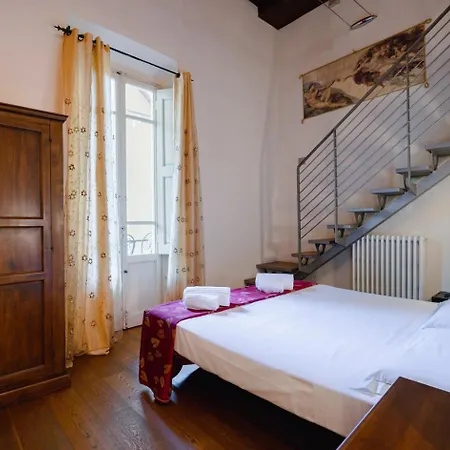 Piazza Dei Ciompi With Private Garden Apartment *