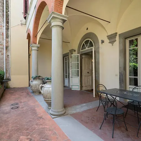 Apartment Piazza Dei Ciompi With Private Garden *