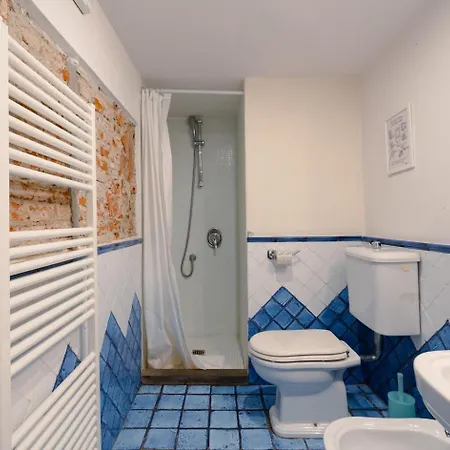 Apartment Piazza Dei Ciompi With Private Garden