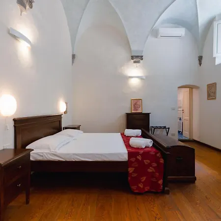 Piazza Dei Ciompi With Private Garden Apartamento *